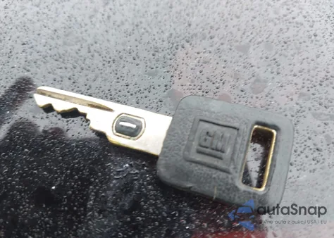 1989 Chevrolet Corvette из США, поврежденный, VIN 1G1YY2182K5124006